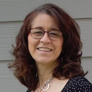 Meet your Posher, Becky